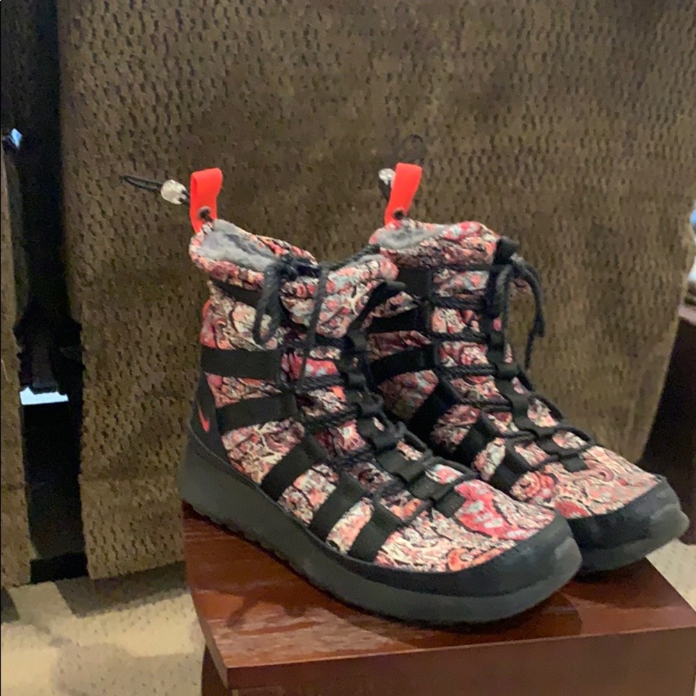 Nike boots